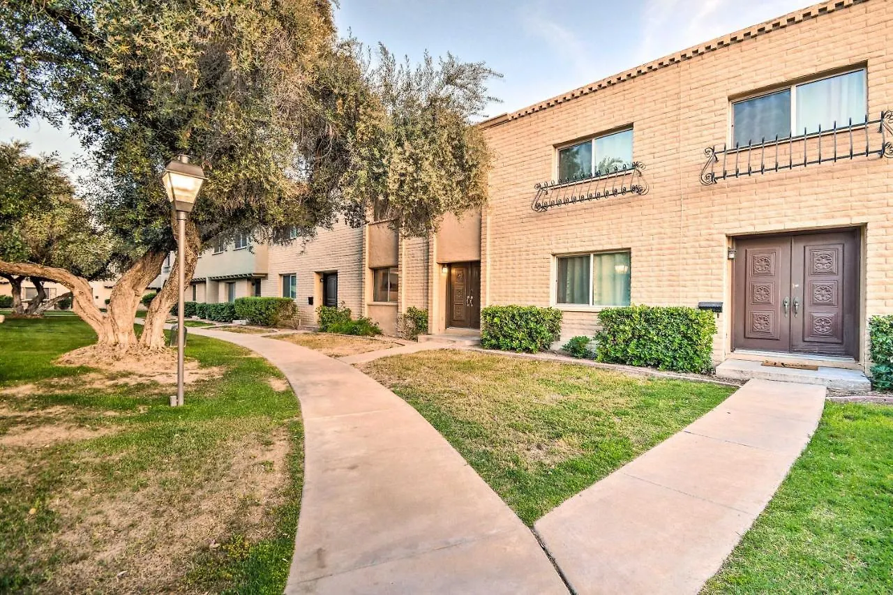 Semesterbostad Scottsdale Gem Pool Access, Walk To Old Town Villa