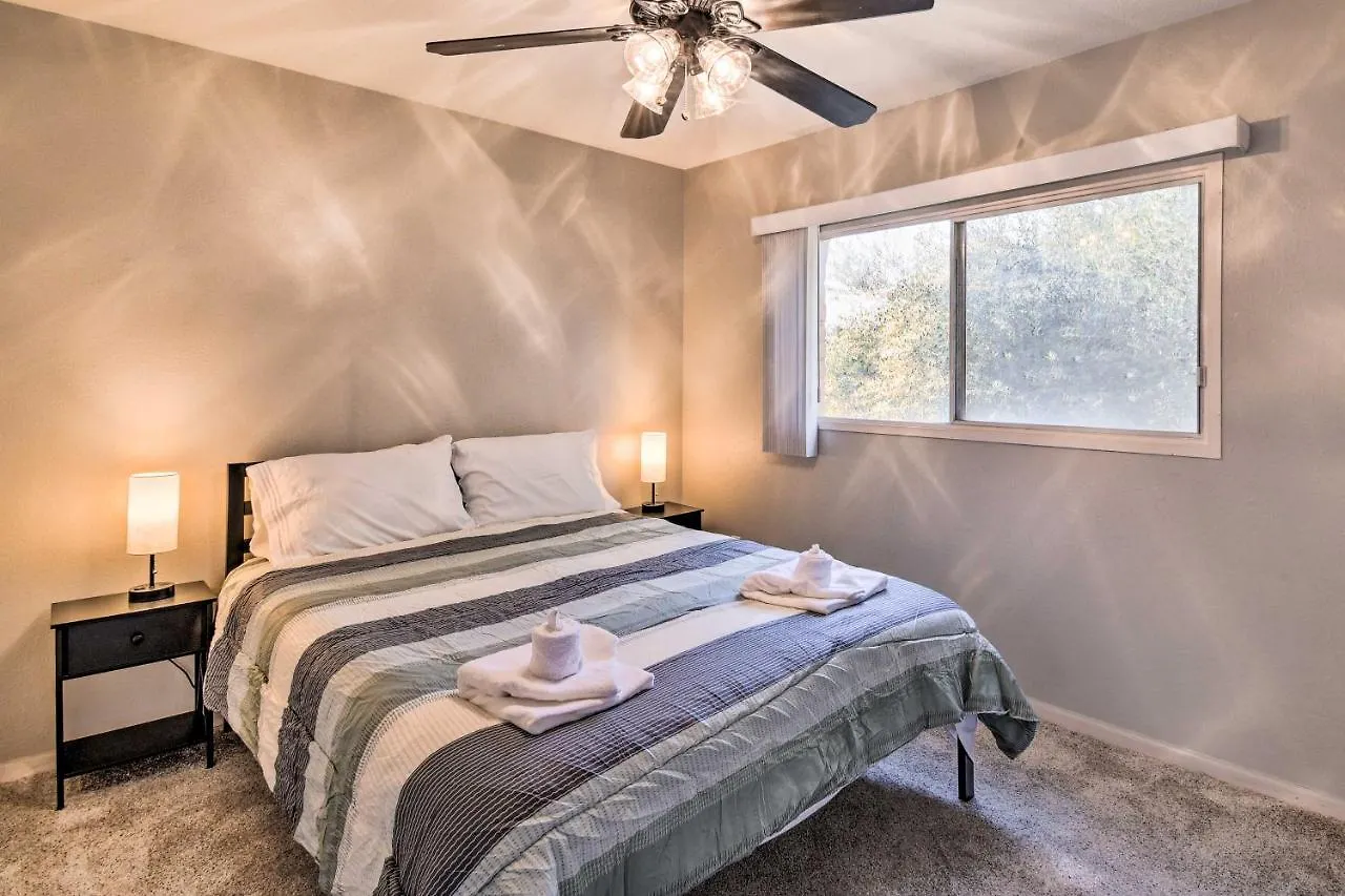 Semesterbostad Scottsdale Gem Pool Access, Walk To Old Town Villa