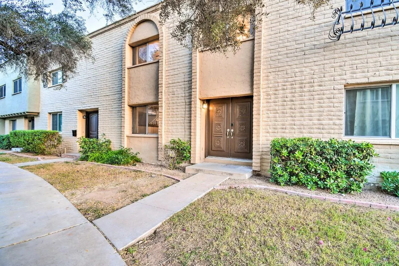 Semesterbostad Scottsdale Gem Pool Access, Walk To Old Town Villa USA